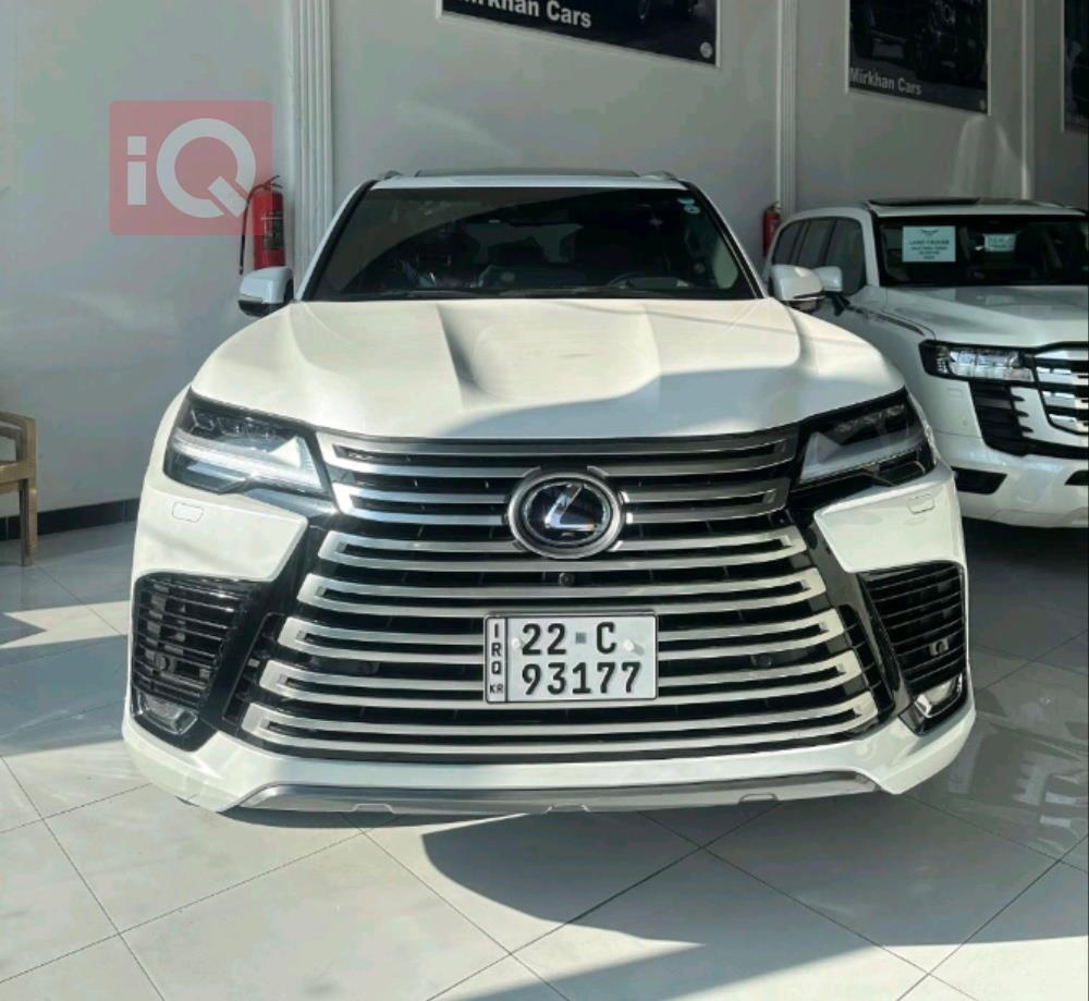 Lexus LX